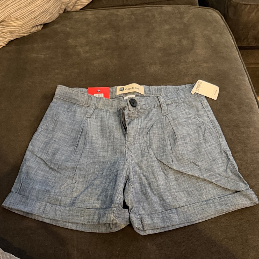Gap Shorts